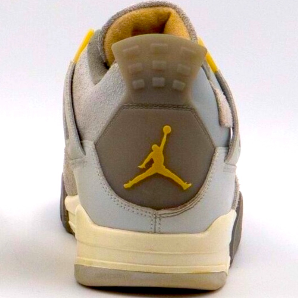 JORDAN 4 Retro SE Craft “Photon Dust” — 13M ** EUC** VNDS, With Box, DV3742-021) - Picture 4 of 6